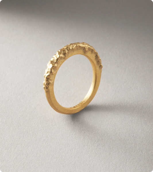 NEAT RING GOLD